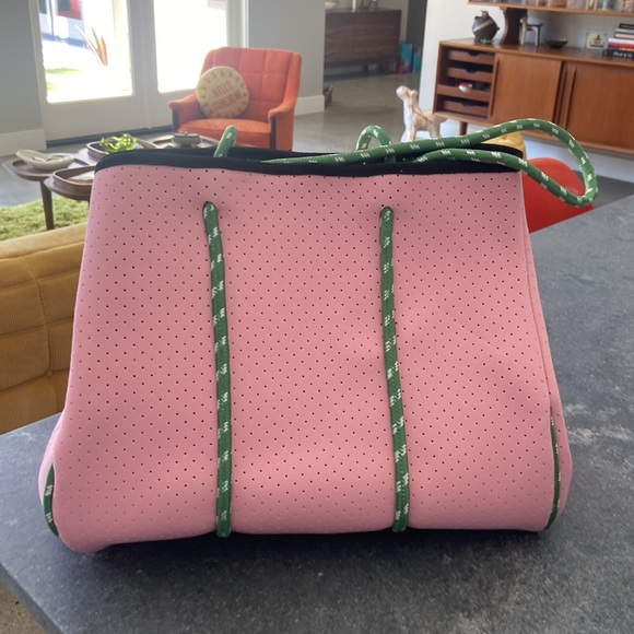 Neoprene Bag in Pink and Green - Picture 4 of 6